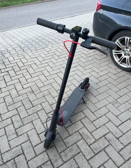 Elektrická kolobežka Xiaomi Mi Eletric Scooter Pro - 6