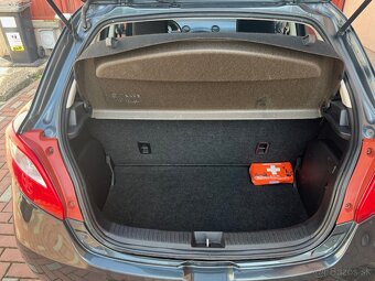 Mazda 2 1.3i 55kW, r.v. 2008 – spoľahlivé mestské auto - 6