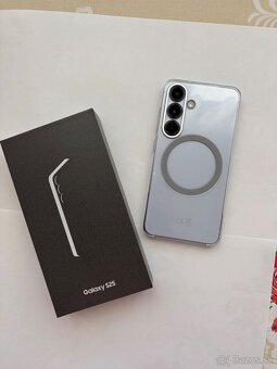 Samasung Galaxy S25 256gb - 6