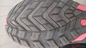 Trekova obuv gelert č.35,5 - 6