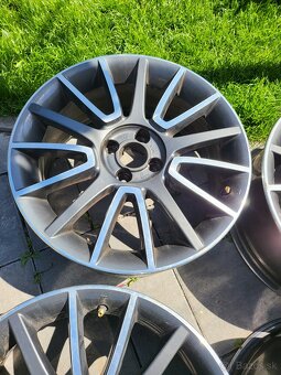 4X98 R17 Fiat alu disky - 6