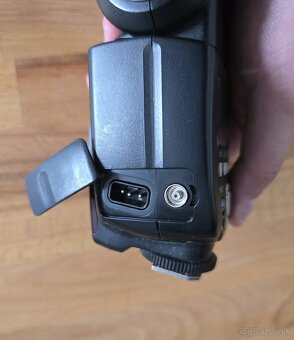 Blesk Yongnuo YN560 III + odpalovač Yongnuo RF603C II - 6