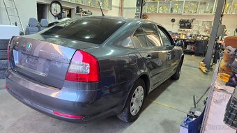 skoda octavia II na nahradne diely - 6