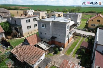 Rodinný dom s veľkým pozemkom, súkromím a pohodlím - 6