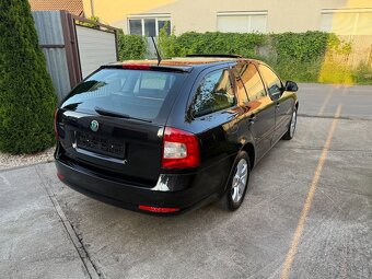 Škoda Octavia Combi 2.0 TDI CR Elegance - 6