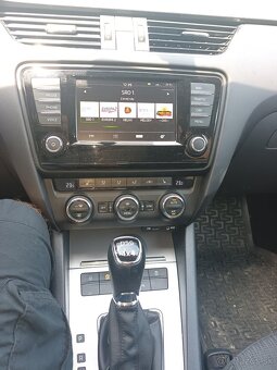 Octavia 3 1,8 TSI DSG 4x4 - 6