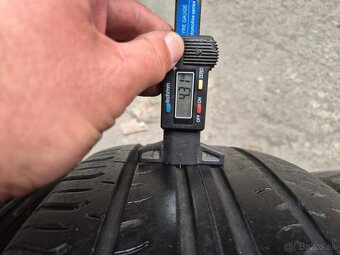 225/60 r17 letné 4 ks HANKOOK dezén 5,6 - 4,3 mm - 6