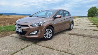 Hyunda i30 - 6