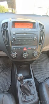 Predám Kia Ceed 1.6 CRDi (66 kW) - 6