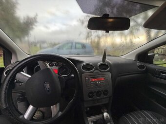 Ford Focus 1,6 benzín - 6