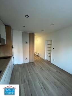 PRENÁJOM kompletne prerobeného 1 izbového bytu s balkónom sí - 6