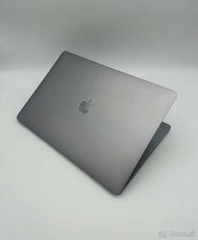 MacBook Pro 15" 2016 16/500GB Space Gray - 6