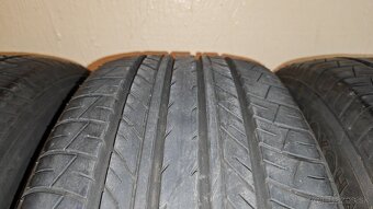 YOKOHAMA 225/55 R18 98H - 6