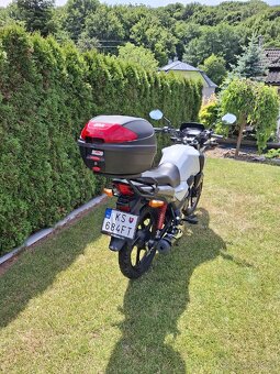 Honda cb125 f - 6