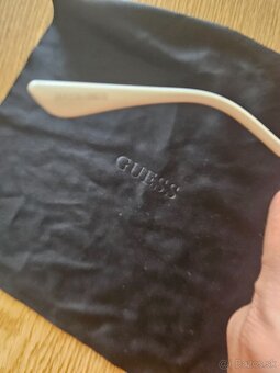 Guess - 6