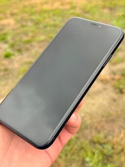 iPhone XR - 6