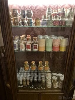 Set historického nábytku – 2 vitríny + 1 príborník - 6