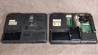 Notebooky na nahradné diely. - 6