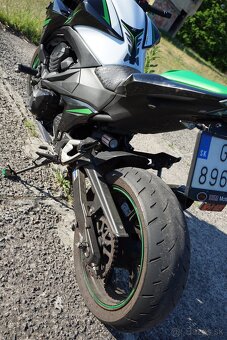Kawasaki Z800 - 6