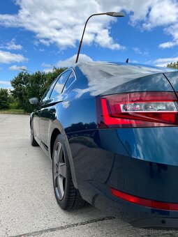 Škoda Superb 3 2.0 TDI Laurin & Klement - 6