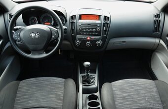 KIA Ceed 1.6 CRDi, SR voz - 6