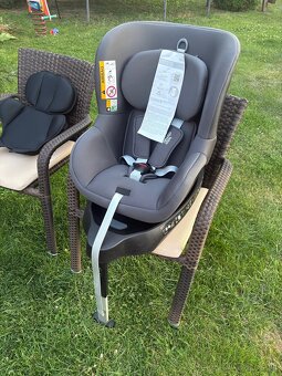 Autosedacka Britax Romer Dualfix plus otocna od narodenia - 6