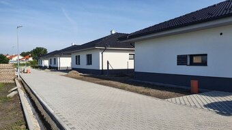 Predaj - Rodinný dom ,,Typ Bungalov " Láb - okr. Malacky - 6