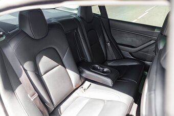 Tesla Model 3 Performance 82kWh AWD 377kW 06/2020 - 6