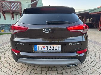 SUV Hyundai Tucson, 136 KW, 4x4 - 6