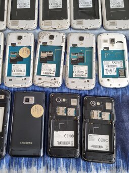 Samsung mobily na náhradné diely - 6