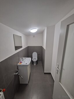 PRENÁJOM OBCHODNÝ PRIESTOR - 6