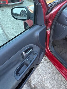 Renault Clio 1.2 16v 55kw - 6