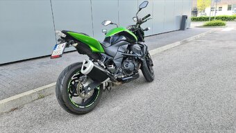 Kawasaki Z750 - 6
