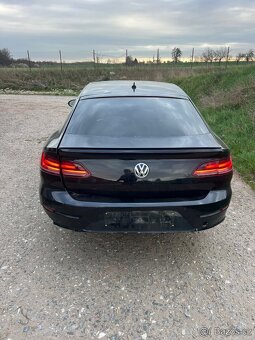 Vw Arteon na opravu havarovaný zadní část zlomená 1.5tsi 110 - 6