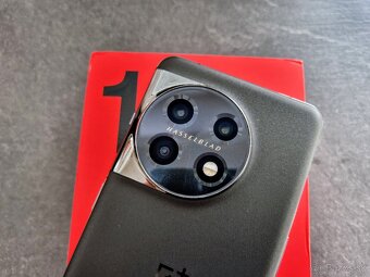 ONEPLUS 11 128GB, TOP stav, v záruke, android 15 - 6