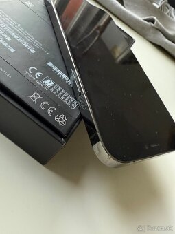 iPhone 12 Pro 256GB Graphite - 6