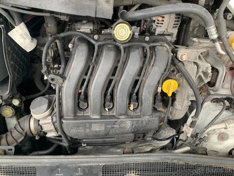 Rozpredam Renault Megane III 3 Grandtour Combi 1.6 H4M - 6