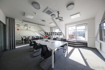 Dáme do prenájmu kancelársky priestor viac ako 300 m2 - 6