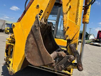 KOMATSU traktorbager 1998 VIN 589 - 6