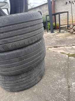 Letne pneu 235/45 r18 - 6