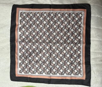 Malá šatka zn. LIU JO originál - 6