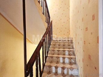 ENCS - Maďarsko 5 izbový RD, žiadaná lokalita - 6