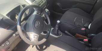 Toyota Urban Cruiser 1,3. Servis 2024. STK: 04/2026 - 6