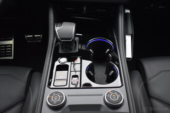 Volkswagen Touareg 3.0TDi R-Line Tiptronic LED Assist - 6