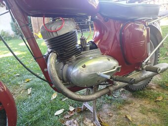 Jawa 250/559 - 6