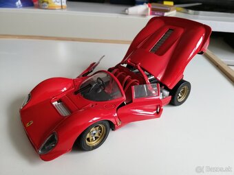 1:18 FERARRI 330P4 1967 - 6