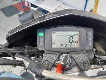 Yamaha XT 125 R - 6
