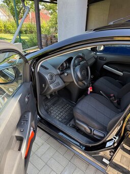 Predám Mazda 2 - 6