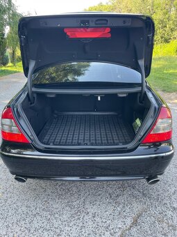 Mercedes Benz E320 CDI 4 MATIC - 6