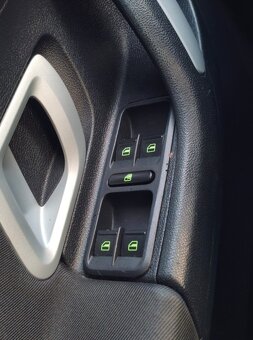 Škoda Roomster 1.6 16V MPI benzín - 6